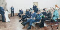Фотография к материалу: Собрания граждан продолжается. О чем говорили на сходе в Ленской территории - Газета Искра